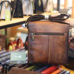 Túi đeo chéo nam da bò dạng hộp khỏe khoắn nam tính KT183