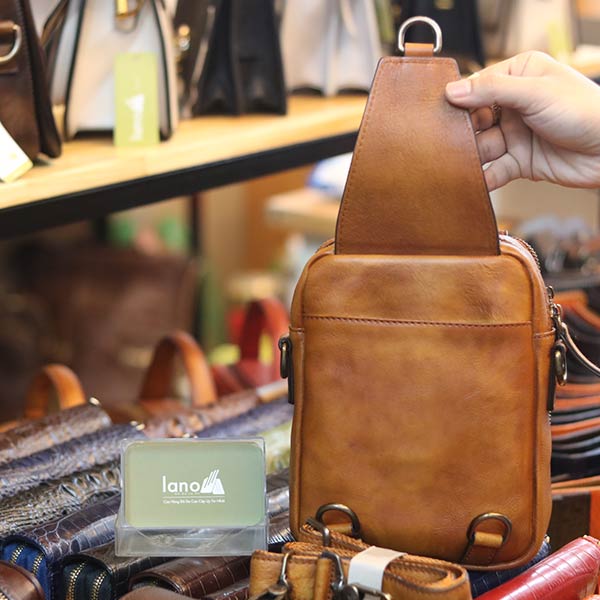 Túi đeo ngực da bò kết hợp đeo chéo nam sang trọng gọn nhẹ mới 2020 TDL78