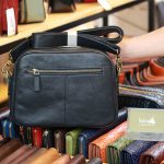 Túi đeo chéo nam da bò cao cấp mẫu mới 2020 KT184