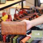 Ví dài cầm tay nam da bò thời trang cao cấp 1 khóa kéo VCTN073