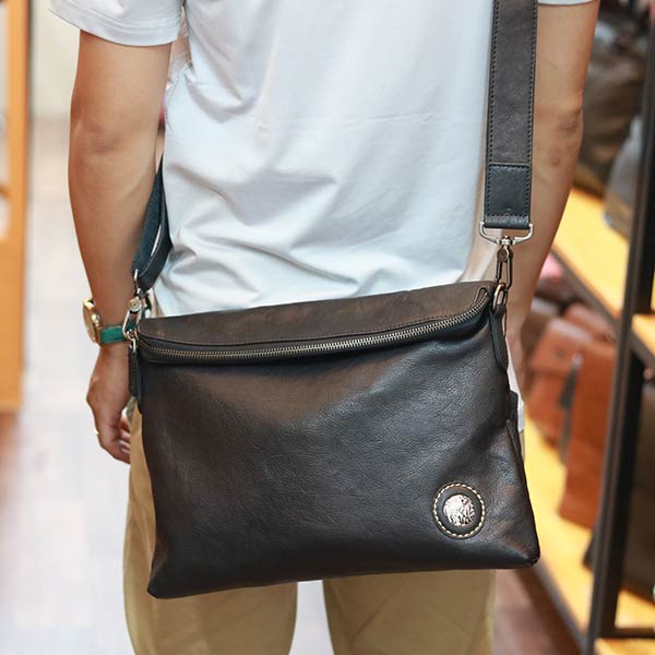 Túi da đeo chéo cầm tay cao cấp mẫu mới 2020 CLT44