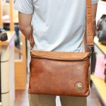 Túi da đeo chéo cầm tay cao cấp mẫu mới 2020 CLT44