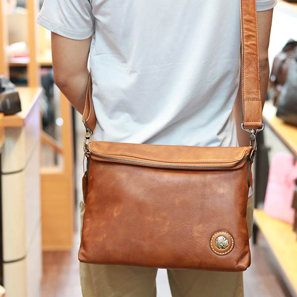 Túi da đeo chéo cầm tay cao cấp mẫu mới 2020 CLT44