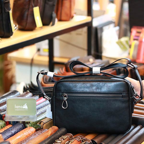 Túi da đeo chéo nam thời trang tiện lợi Lano KT187