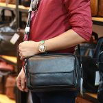 Túi da đeo chéo nam thời trang tiện lợi Lano KT187