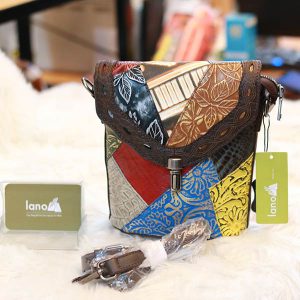 Túi nữ đeo chéo da thật thời trang mẫu mới 2020 Lano TXN045